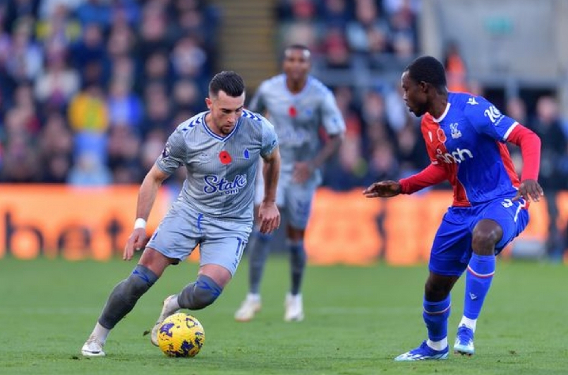 埃弗顿主场击败水晶宫,豪取三分 埃弗顿主场击败水晶宫,豪取三分