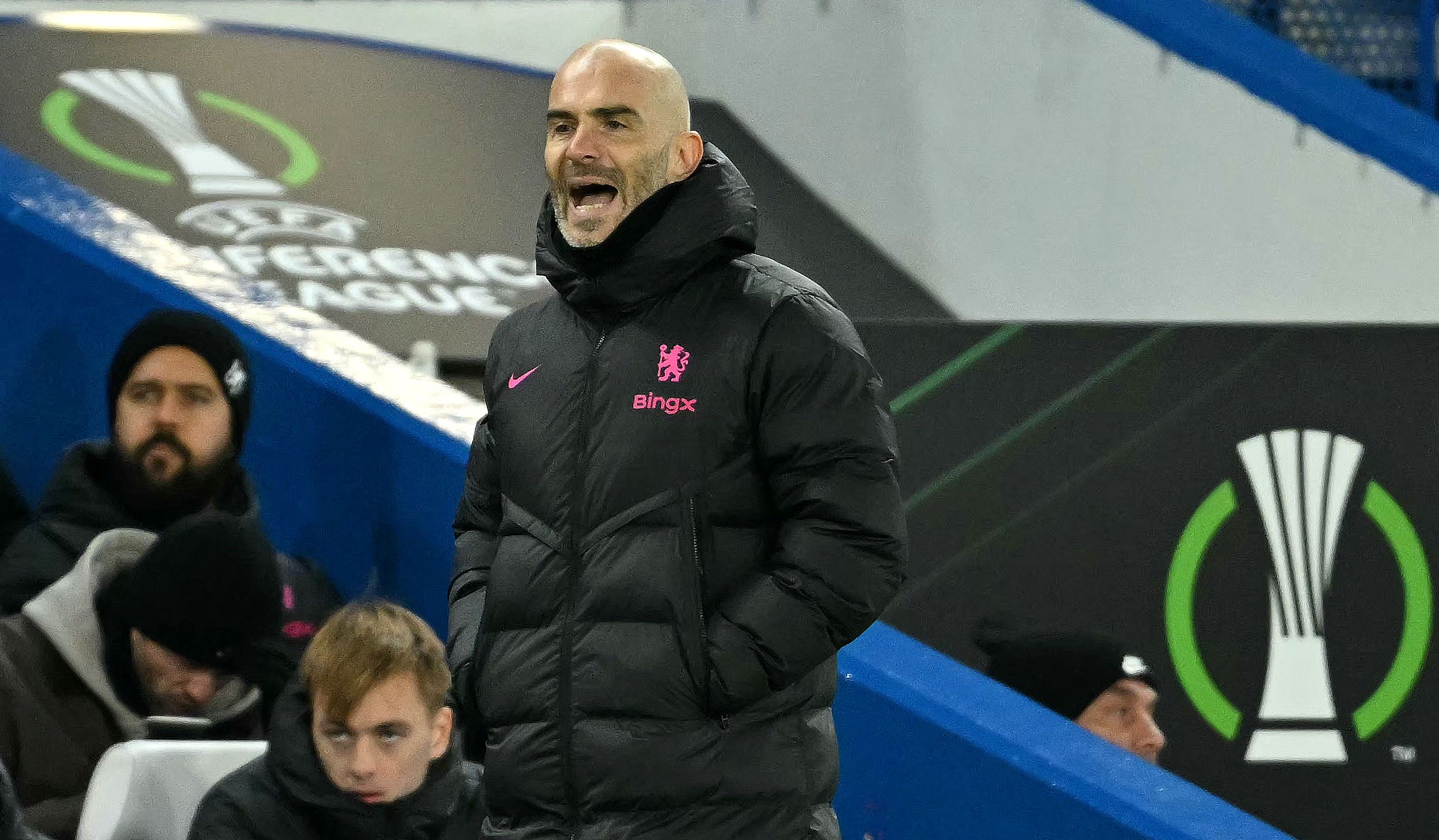 开云平台-切尔西球员伤愈复出，首发表现抢眼，助球队勇夺胜利的简单介绍