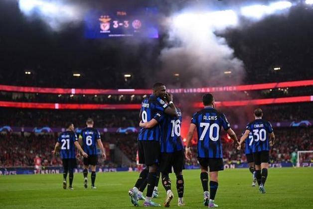 狼多肉少，拜仁退出欧冠争霸