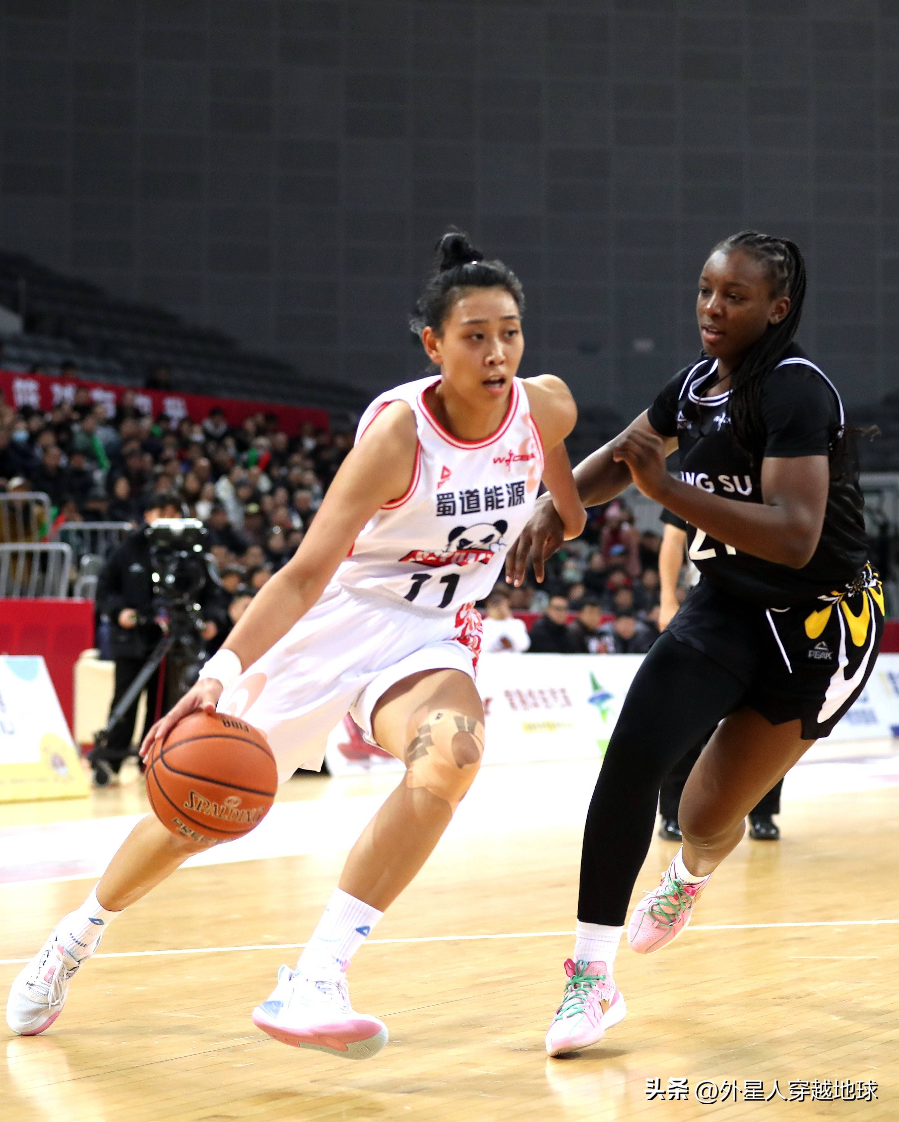 开云体育-包含南美女篮赛事火爆开战，双方实力对比激烈的词条