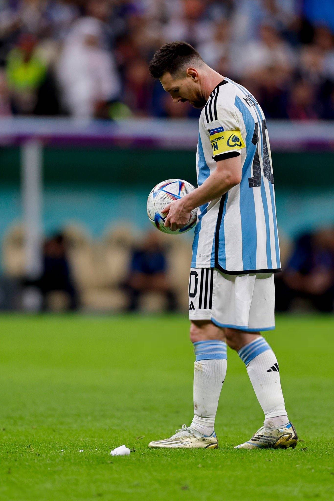 荷兰队夺得冠军,球技高超令人惊艳 荷兰队夺得冠军,球技高超令人惊艳