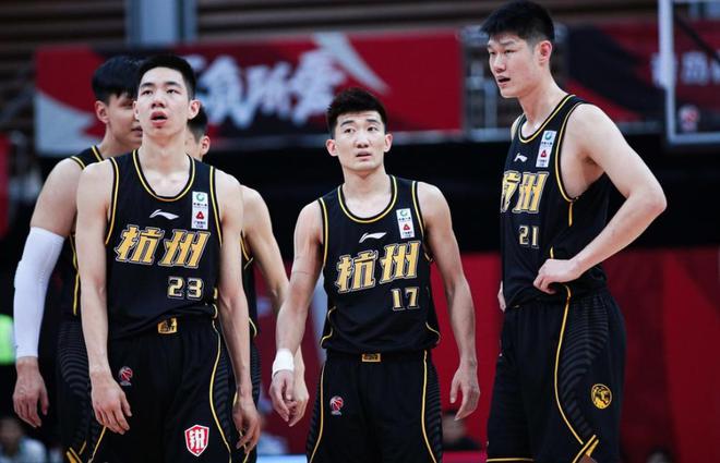 关于胜负未决:广厦男篮与四川金强对决的信息 关于胜负未决:广厦男篮与四川金强对决的信息