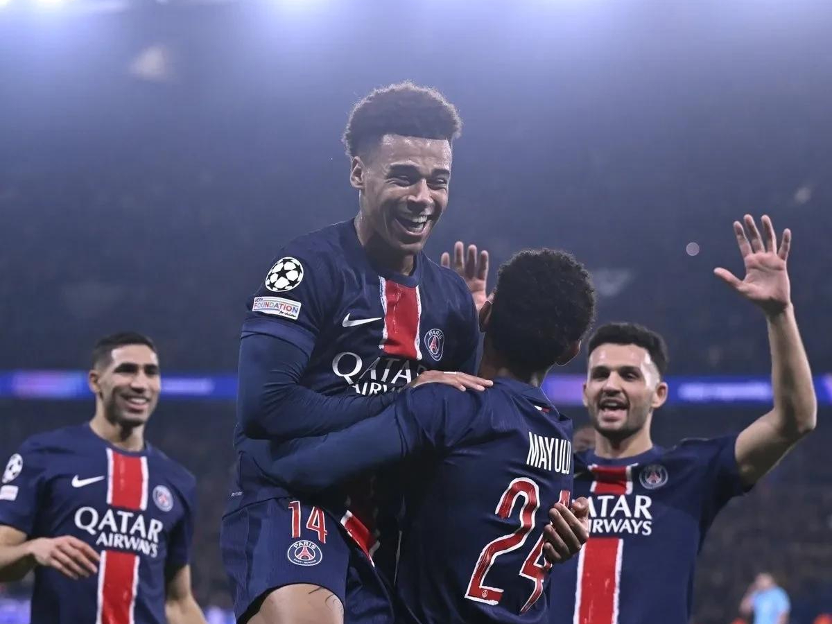 开云体育官方网站-包含巴黎圣日耳曼迎战斯特拉斯堡：豪门夺冠路上再见厮杀的词条