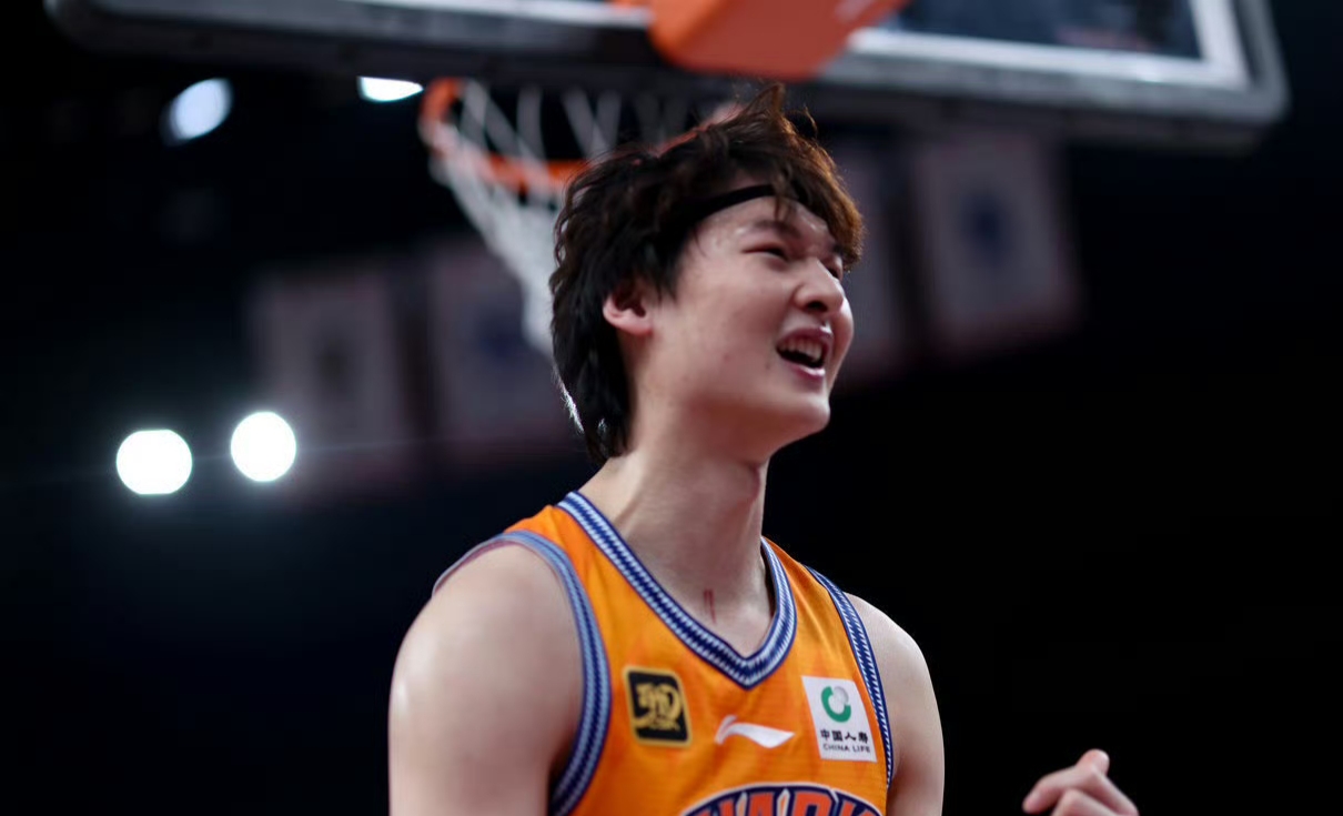 开云体育APP下载-包含上海男篮遭遇连胜停滞，寻找突破口的词条