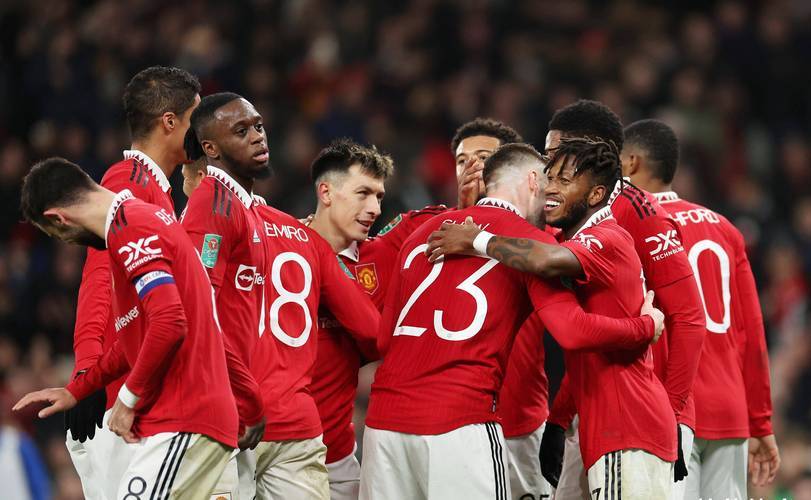 曼联锋线火力全开，为球队在英超联赛中大破对手的简单介绍