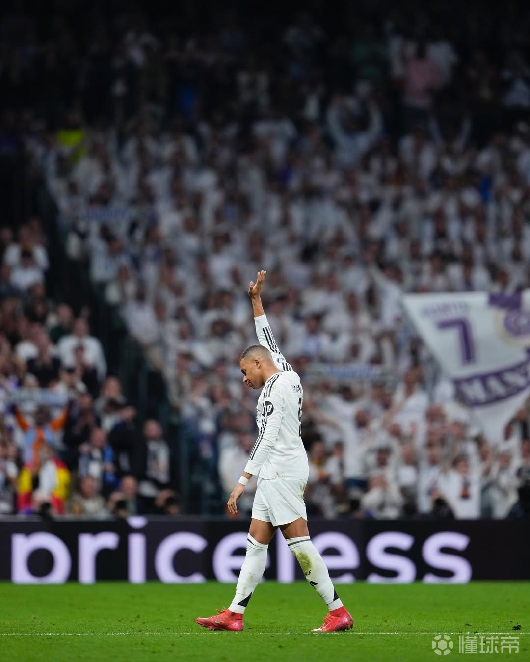 开云体育入口-姆巴佩在欧冠中夺冠姆巴佩，赛后采访的简单介绍