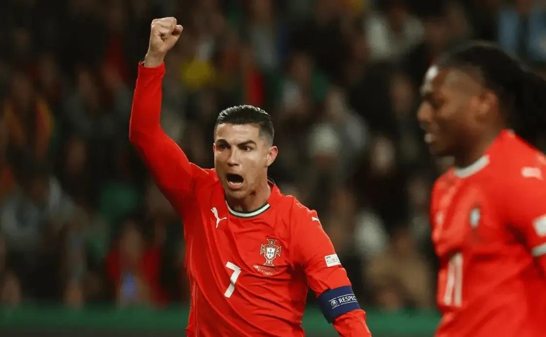 开云体育APP下载-丹麦球队表现神勇，夺得胜利！