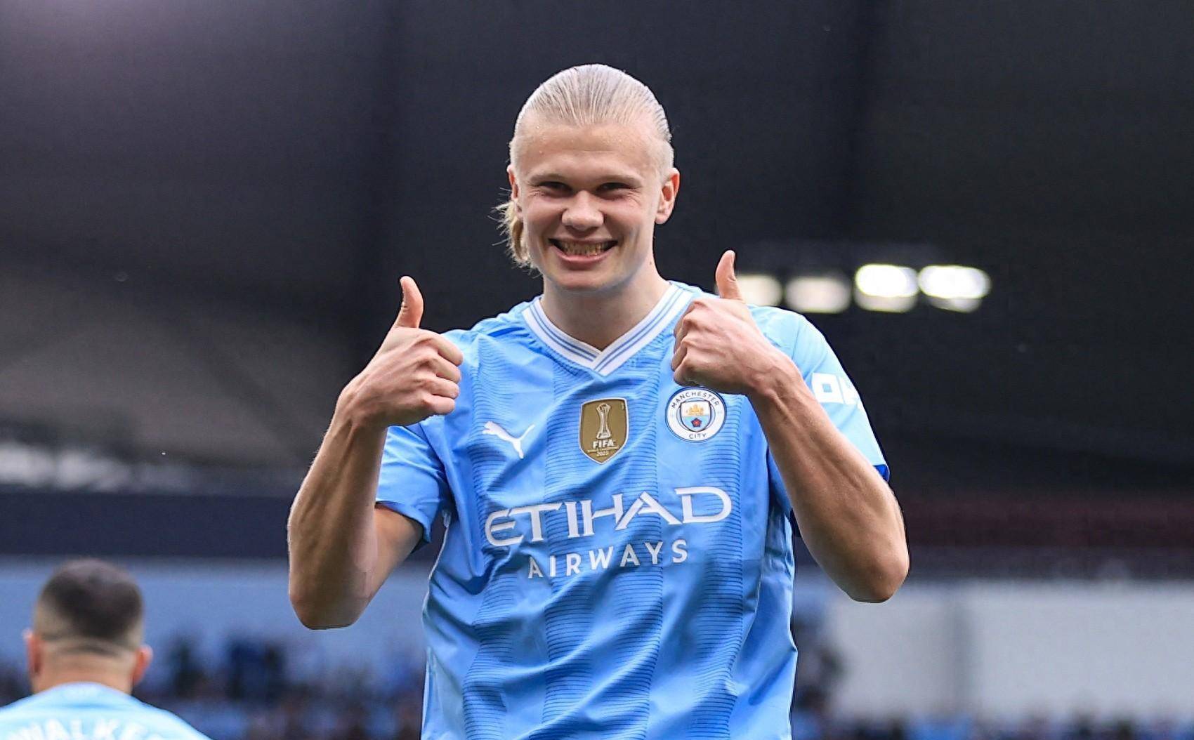 斯文顿强劲表现,冲刺英超冠亚军的简单介绍 斯文顿强劲表现,冲刺英超冠亚军的简单介绍