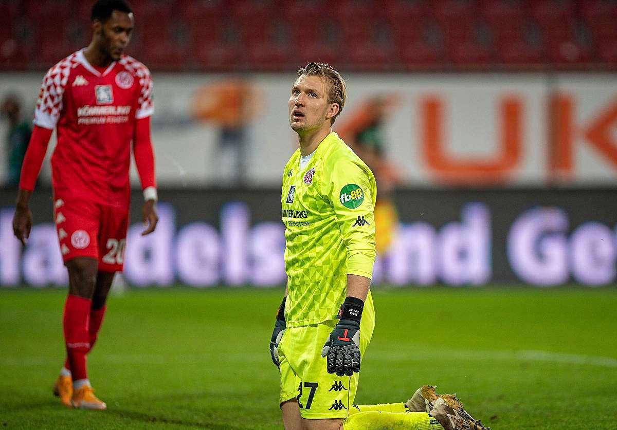 开云官网-沃尔夫斯堡主教练赞扬球队表现，期待进一步努力