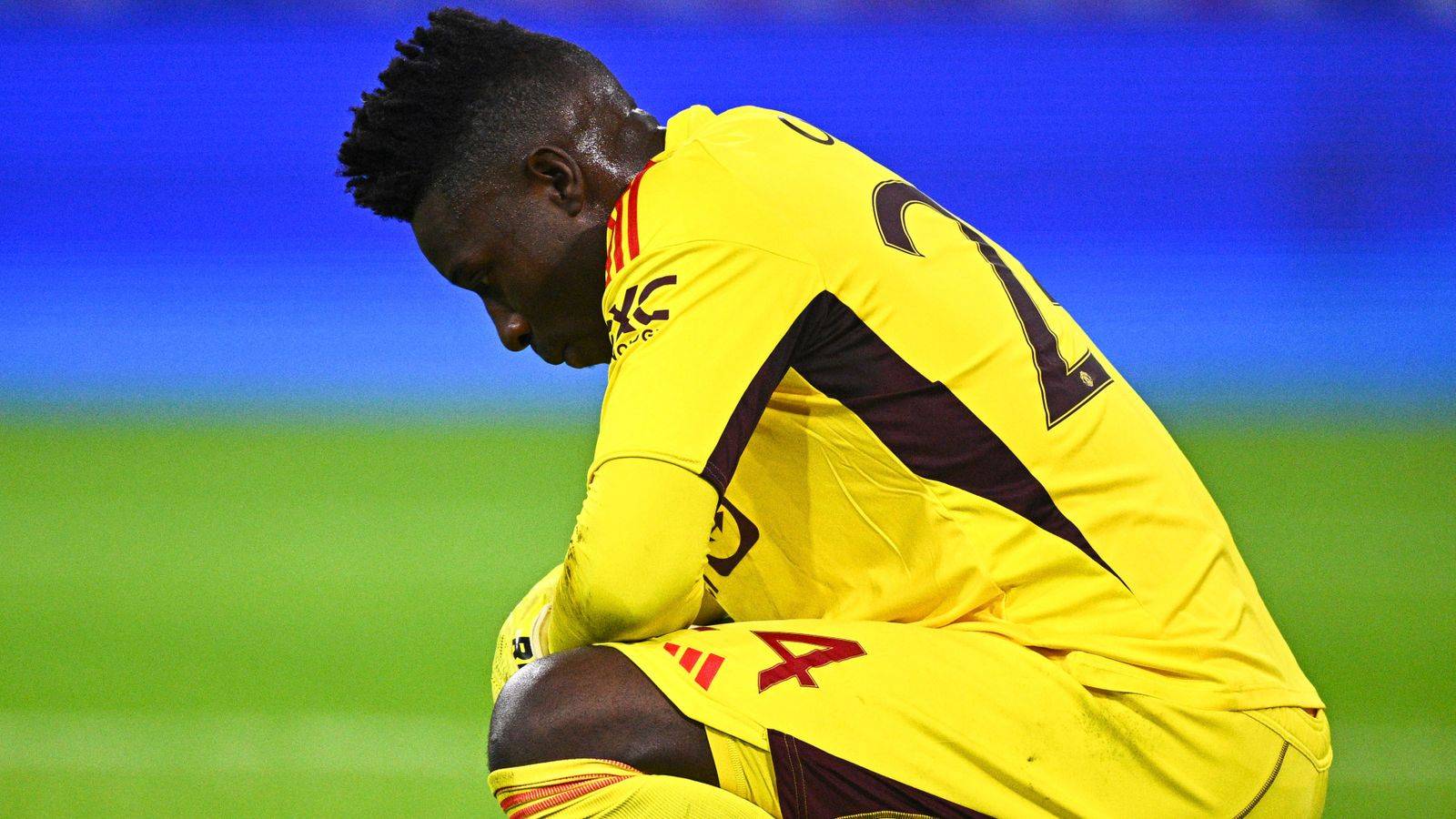 曼联门将表现出色,助球队挺进下一轮 曼联门将表现出色,助球队挺进下一轮