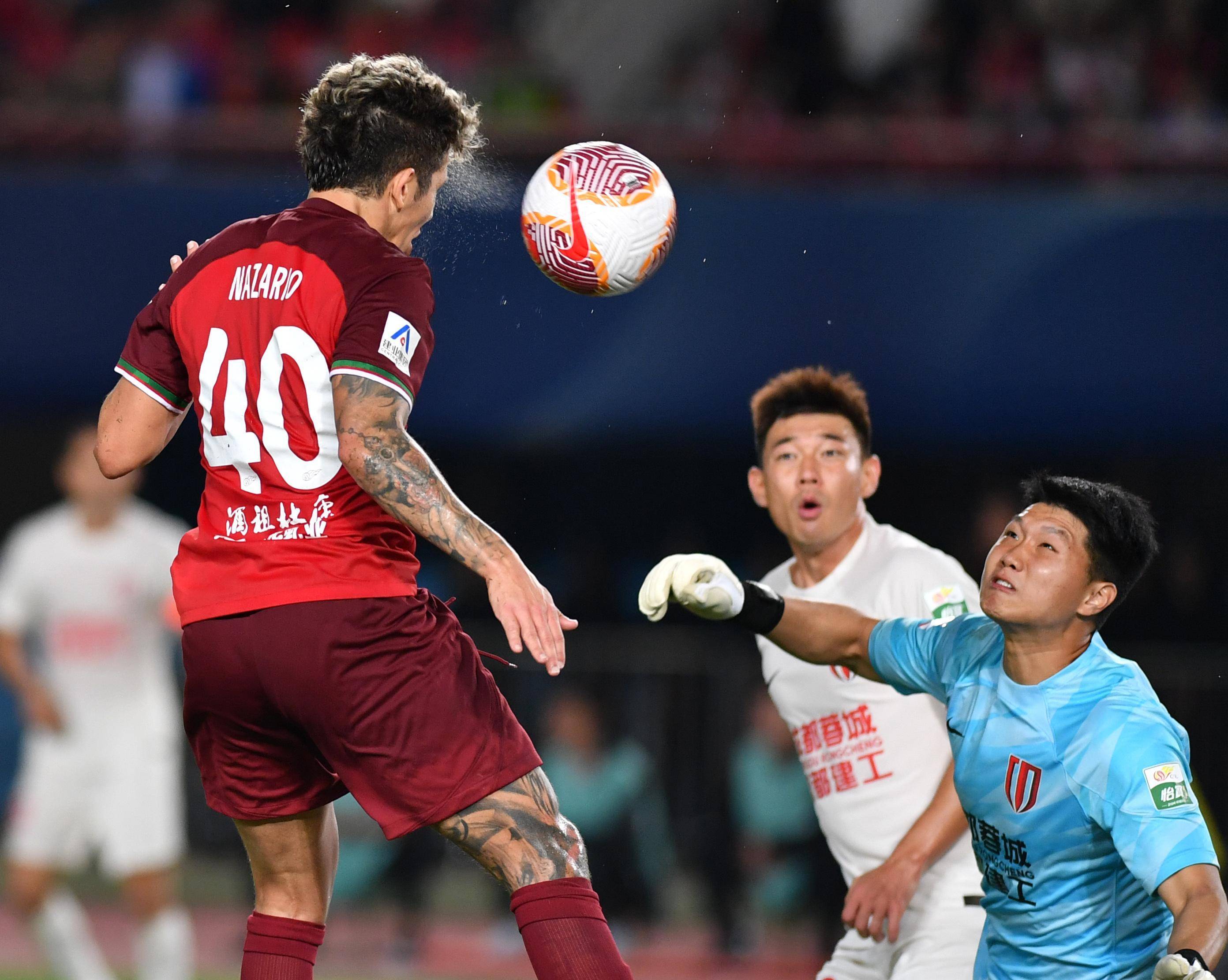 开云下载-关于球员状态火热，率队大比分击败对手的信息