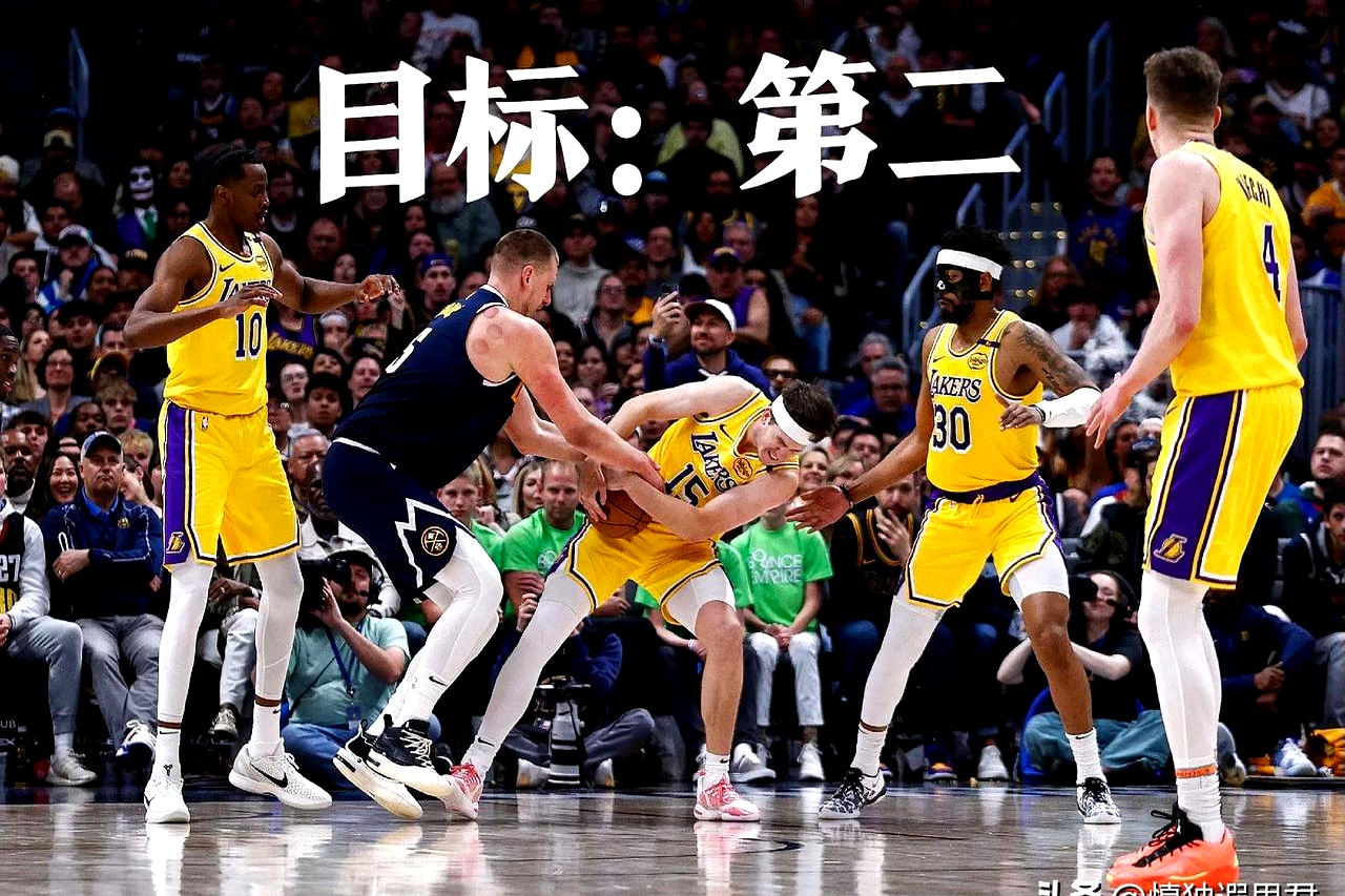 关于湖人横扫雄鹿,实现三连胜的信息 关于湖人横扫雄鹿,实现三连胜的信息