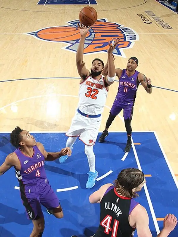 76人强势战胜尼克斯 76人强势战胜尼克斯