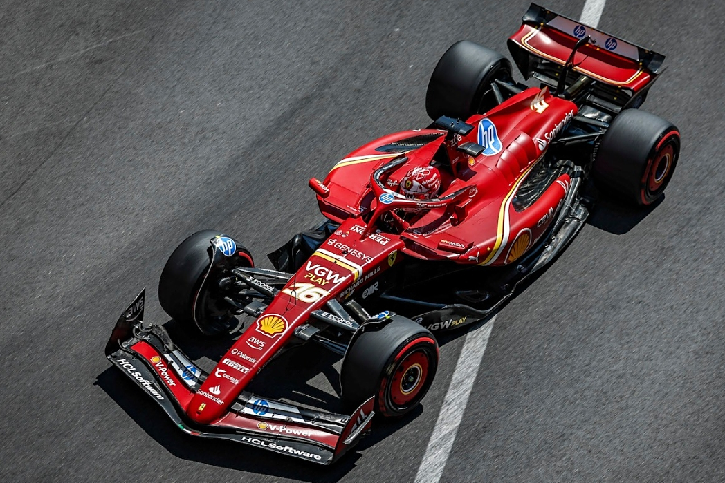 开云体育入口-梅赛德斯险胜红牛车队，勒克莱尔统治全场