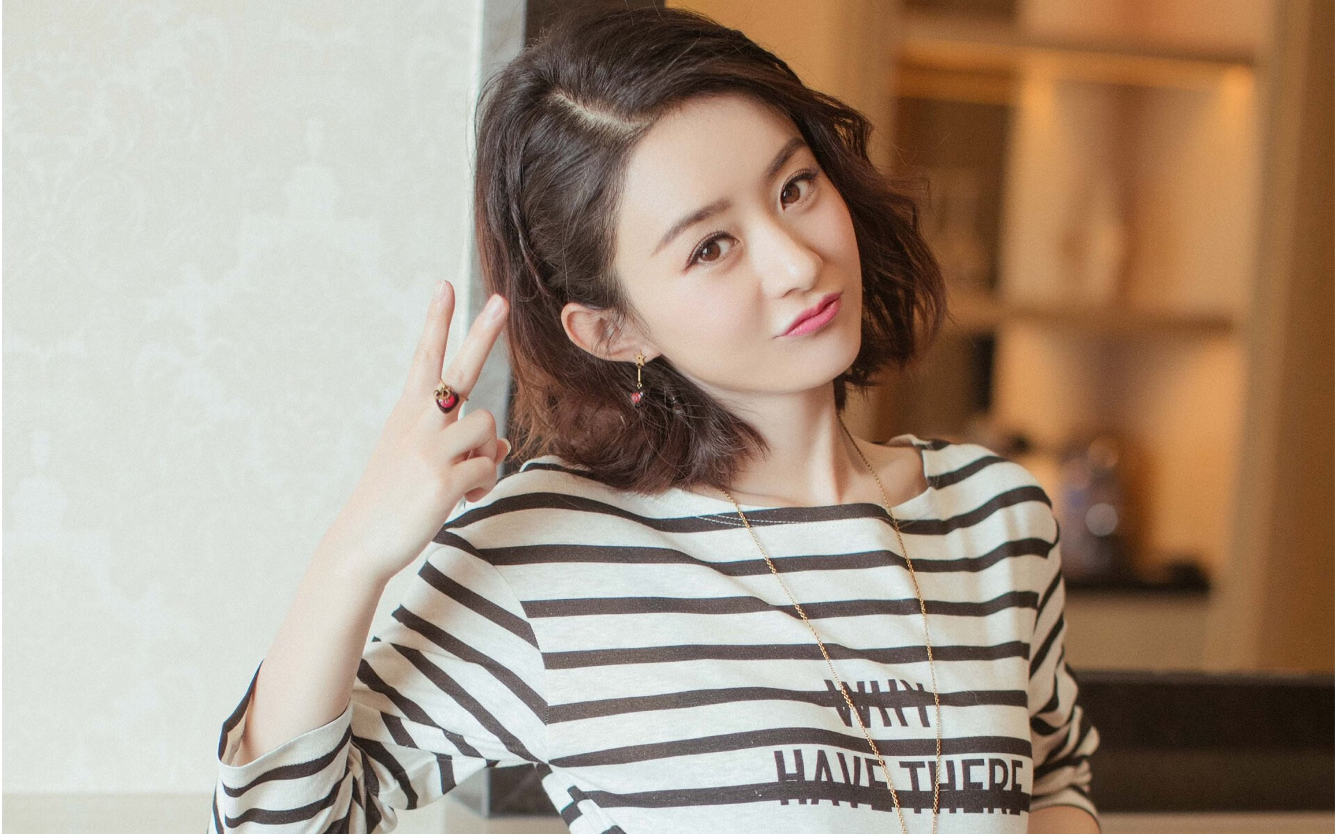 欧冠决赛之夜,塔图姆在另一片赛场加冕为王