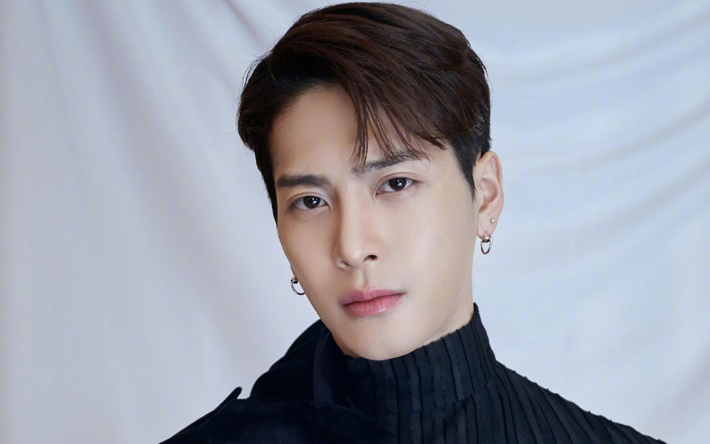 开云APP-绿茵场横扫马里，篮球馆加维称王，当代体育的跨界交响诗