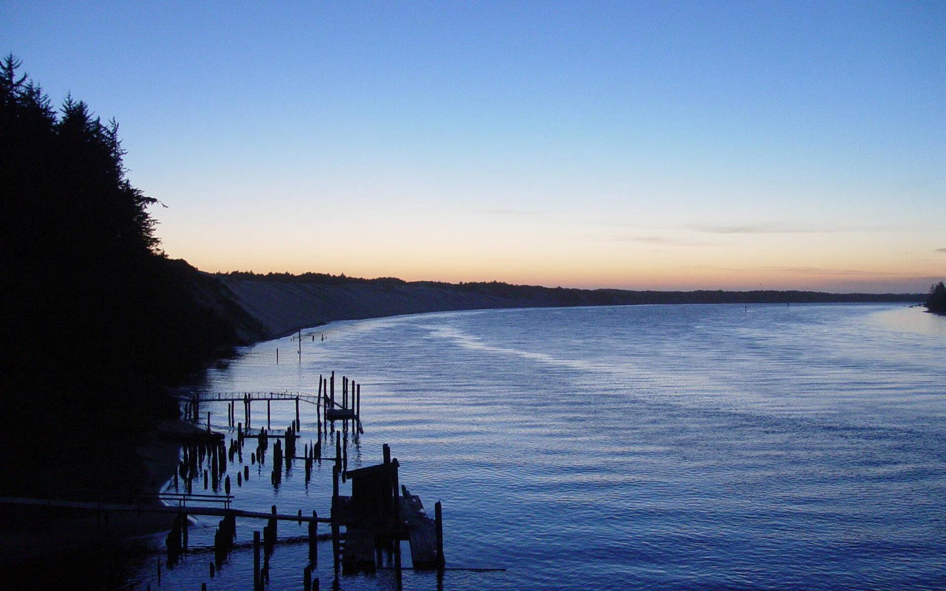 迪亚斯关键先生闪耀,芬兰巅峰对决胜出乌克兰
