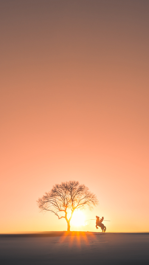 伦纳德自我救赎之战，公牛硬仗险胜马刺