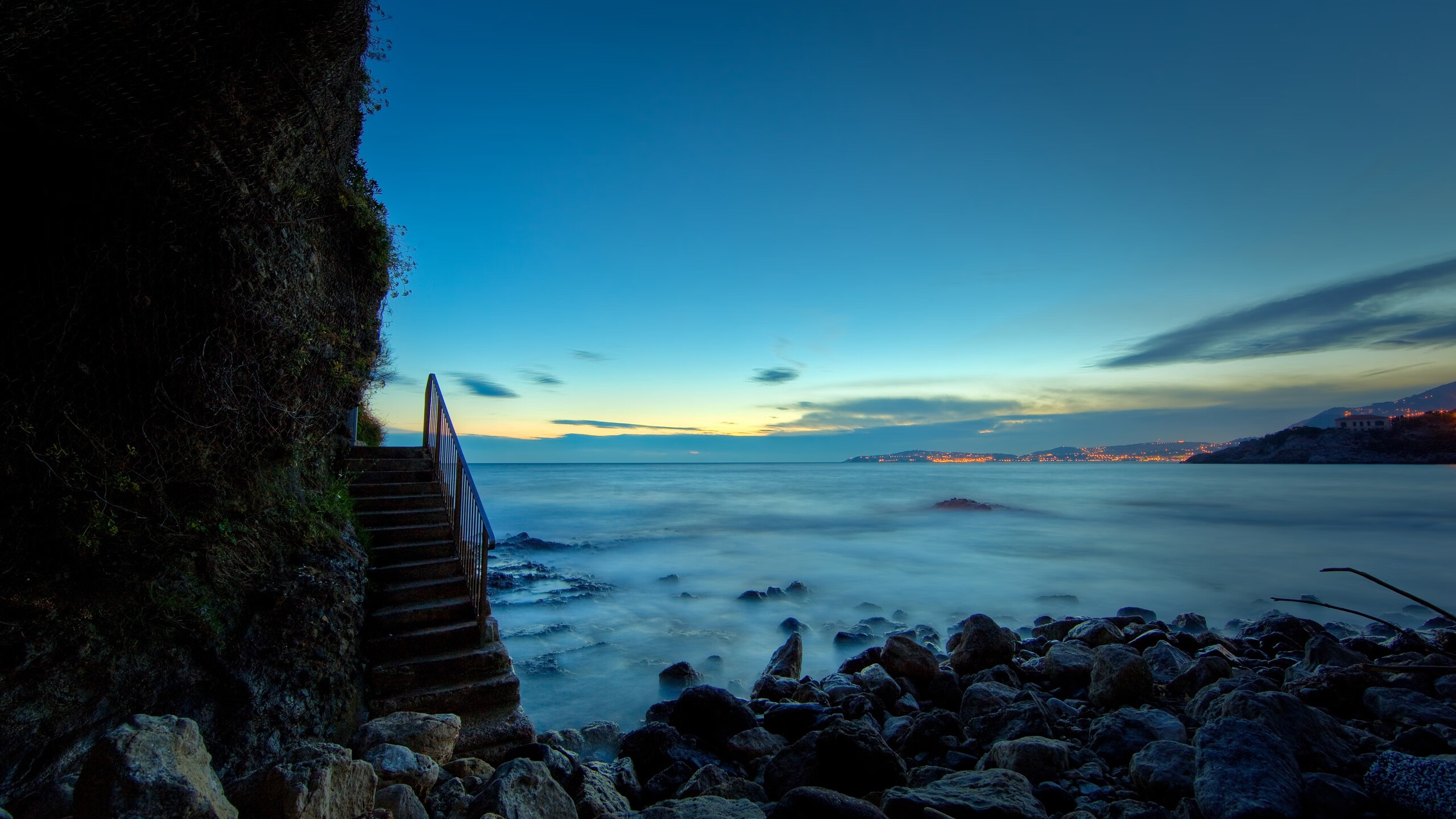 开云体育官网-硬仗显真章！奥亚尔萨瓦尔一剑封喉，哥伦比亚力克喀麦隆