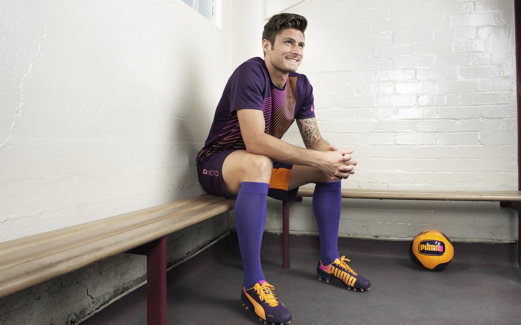 盾的沉默与矛的低语，卡塞米罗攻势与尼斯防线的哲学博弈